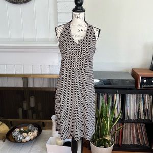 3 for $25 SALE 🌻 - Ann Taylor Sleeveless Dress - Size 10P